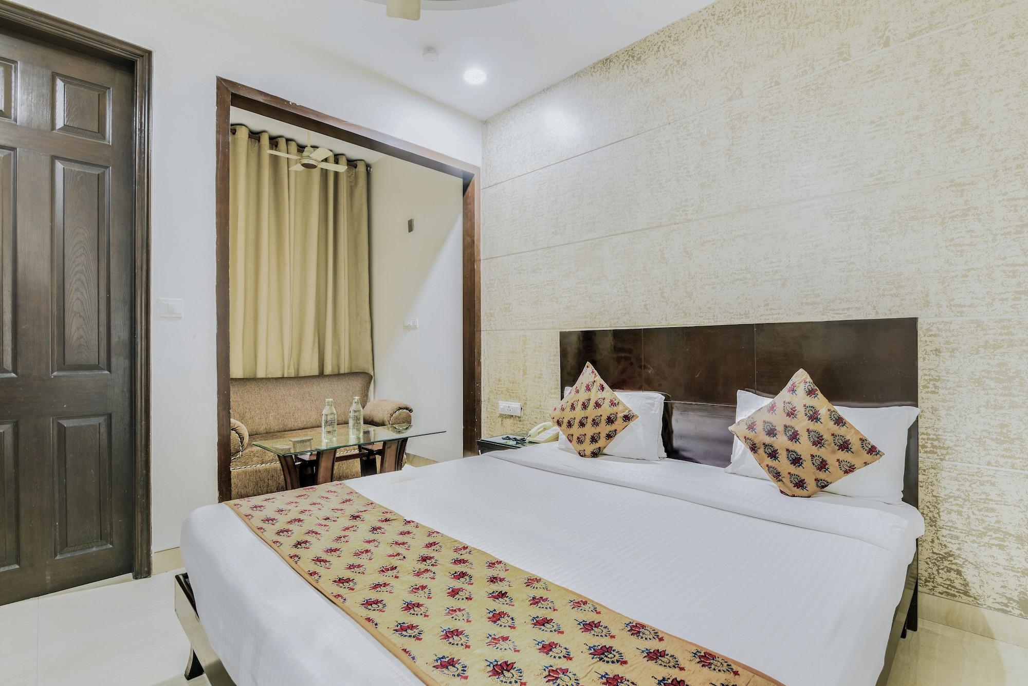 Cosy Grand, Chanakyapuri By The Cosy Hotels Nueva Delhi Exterior foto