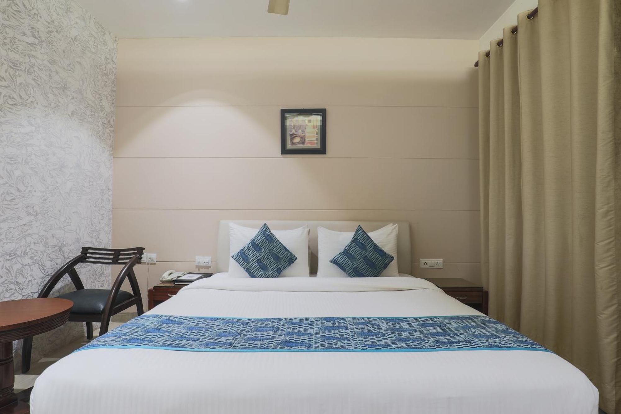 Cosy Grand, Chanakyapuri By The Cosy Hotels Nueva Delhi Exterior foto