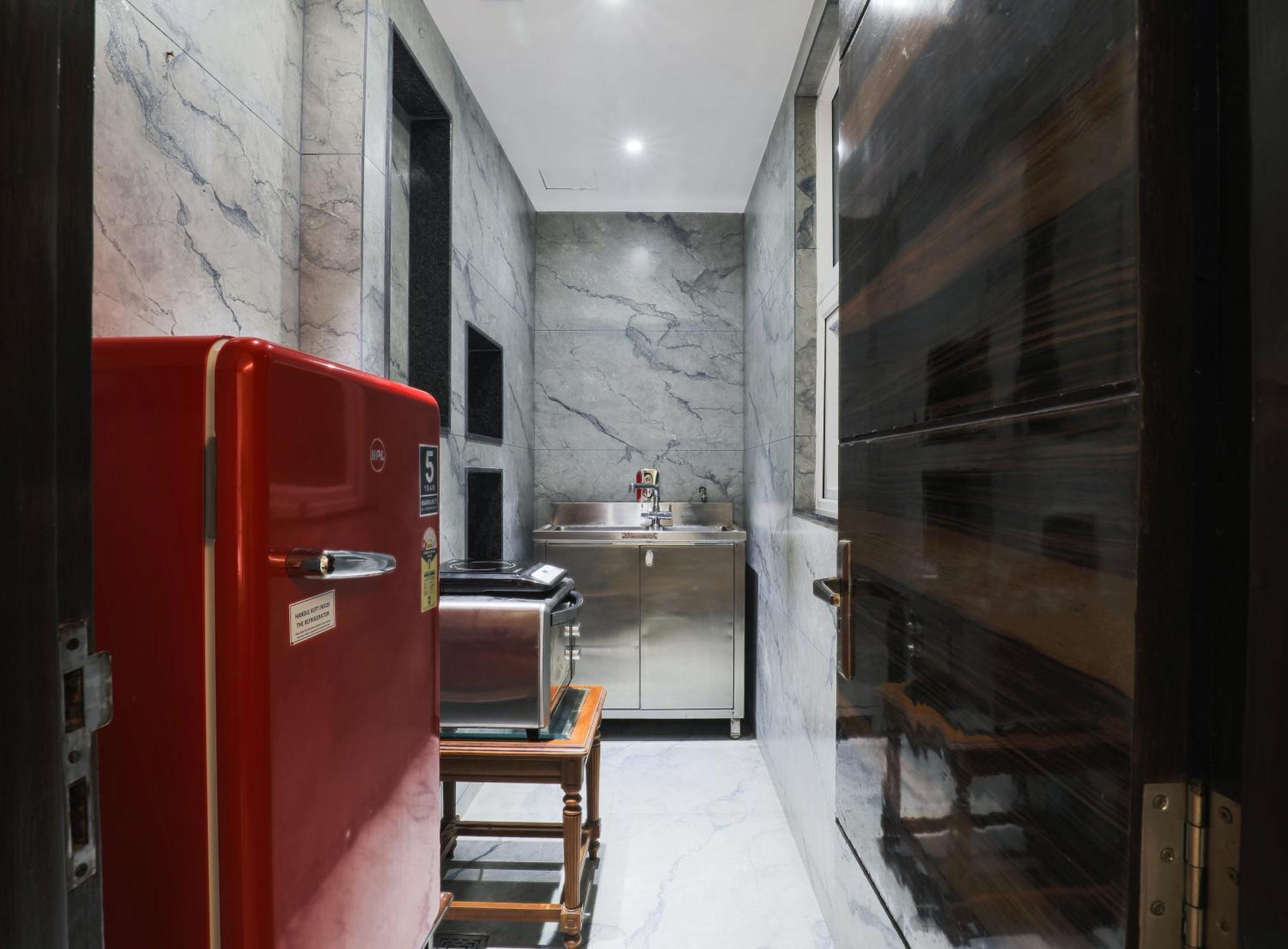 Cosy Grand, Chanakyapuri By The Cosy Hotels Nueva Delhi Exterior foto