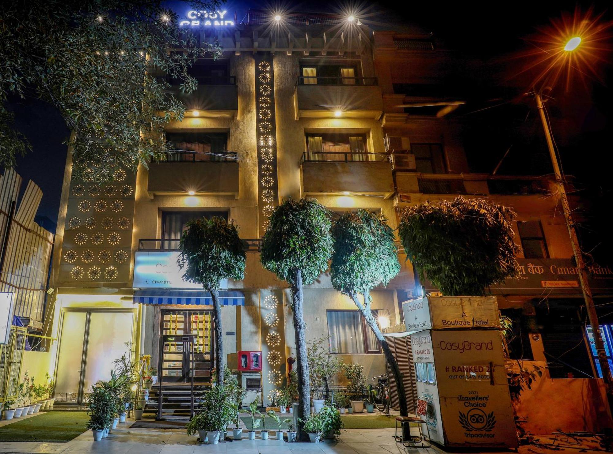 Cosy Grand, Chanakyapuri By The Cosy Hotels Nueva Delhi Exterior foto